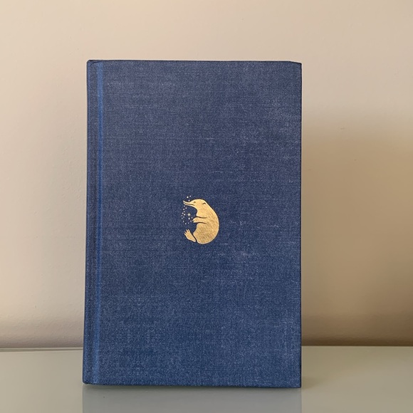 Hardcover Fantastic Beasts and where to find them by J.K. Rowling fantasy book - Picture 6 of 15